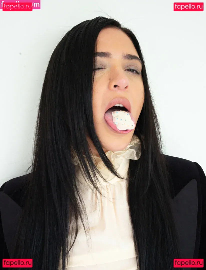 Luna Blaise Onlyfans Photo Gallery 