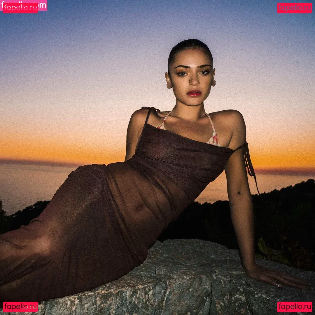 Luna Blaise Onlyfans Photo Gallery 