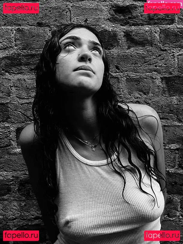 Luna Blaise Onlyfans Photo Gallery 