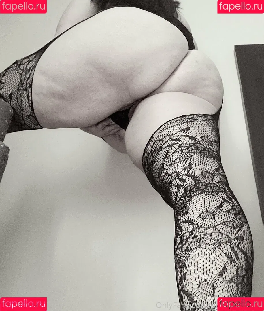 bustybigbooty Onlyfans Photo Gallery 