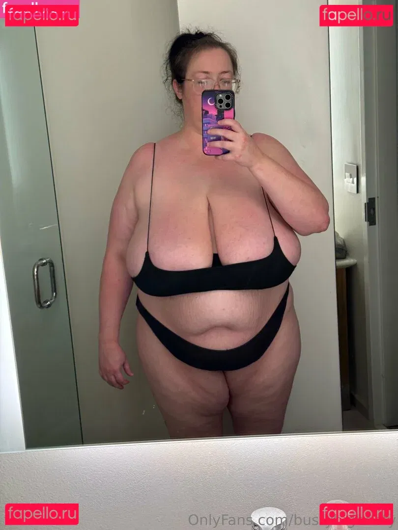 bustybigbooty Onlyfans Photo Gallery 