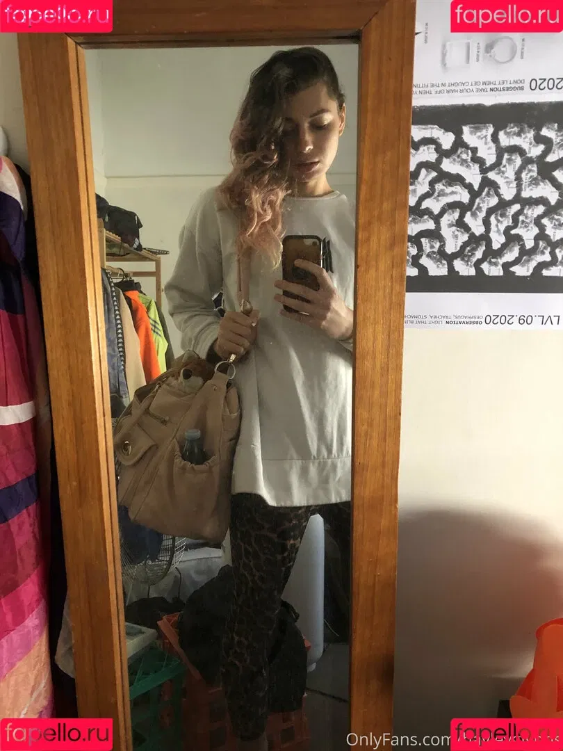 chippiechipsbimbo Onlyfans Photo Gallery 