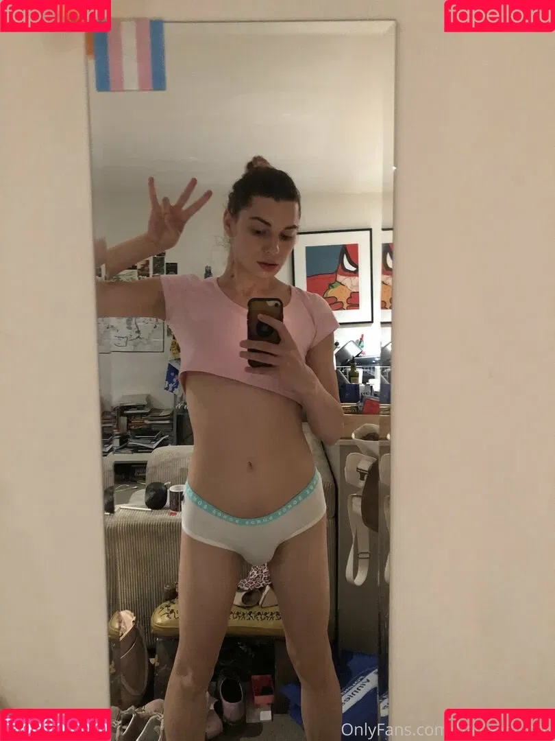 chippiechipsbimbo Onlyfans Photo Gallery 