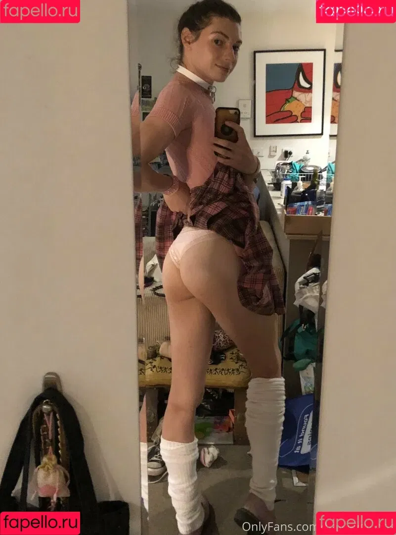 chippiechipsbimbo Onlyfans Photo Gallery 