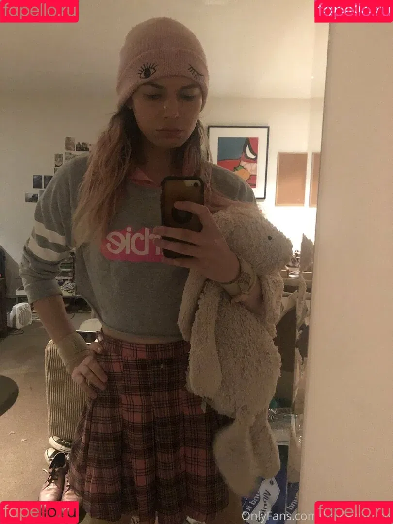 chippiechipsbimbo Onlyfans Photo Gallery 