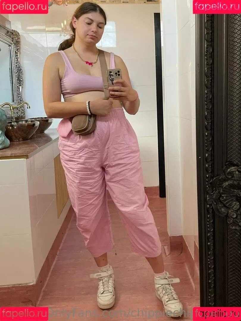 chippiechipsbimbo Onlyfans Photo Gallery 