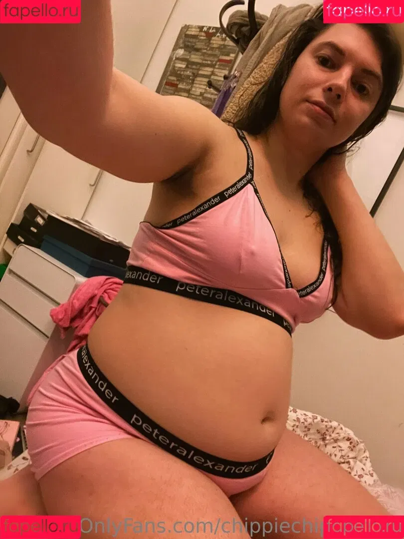 chippiechipsbimbo Onlyfans Photo Gallery 