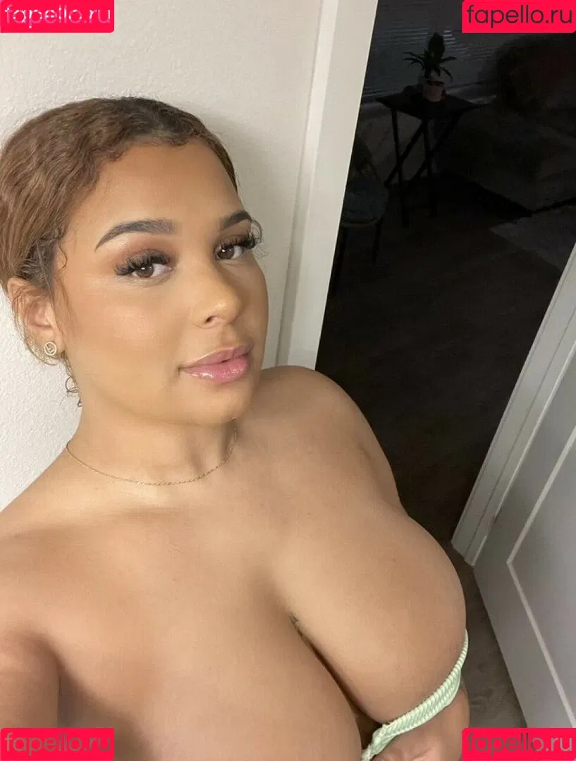 laixxx Onlyfans Photo Gallery 