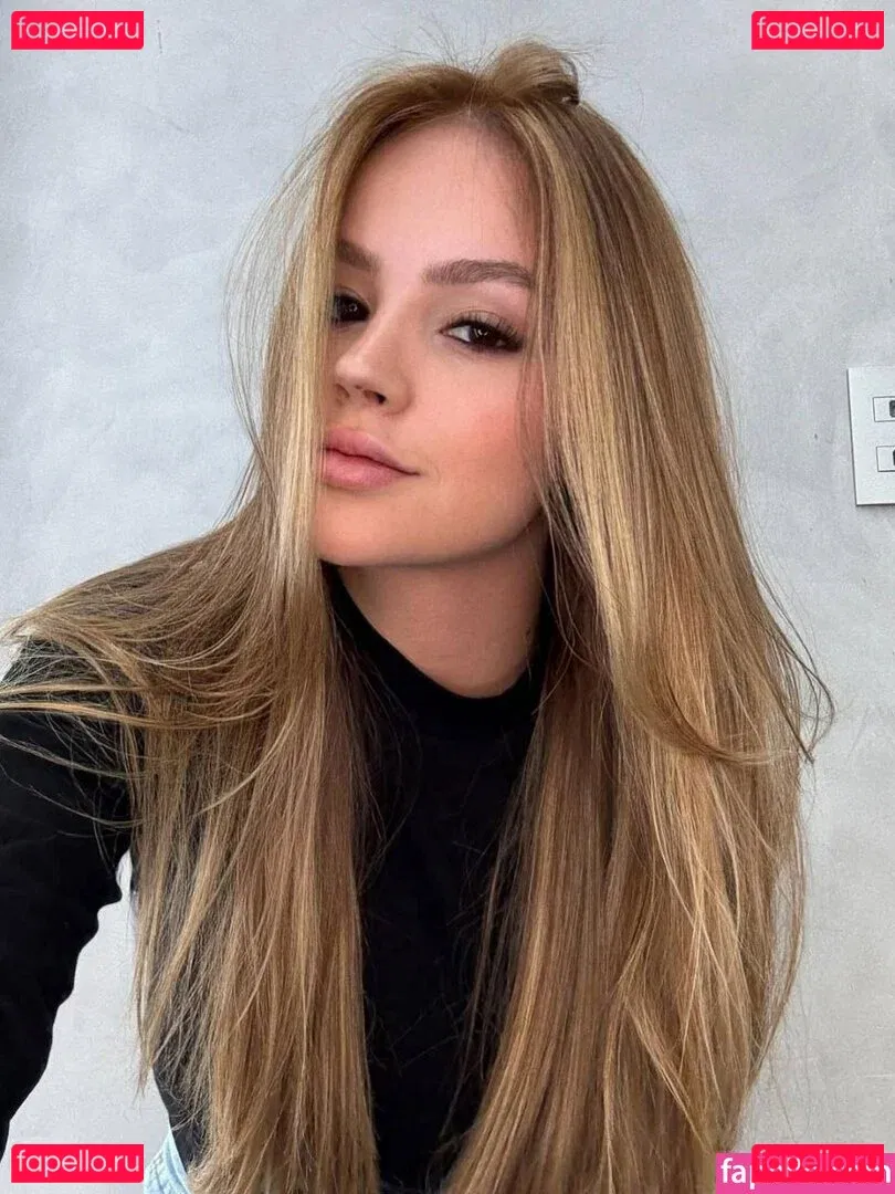 Bela Fernandes Onlyfans Photo Gallery 