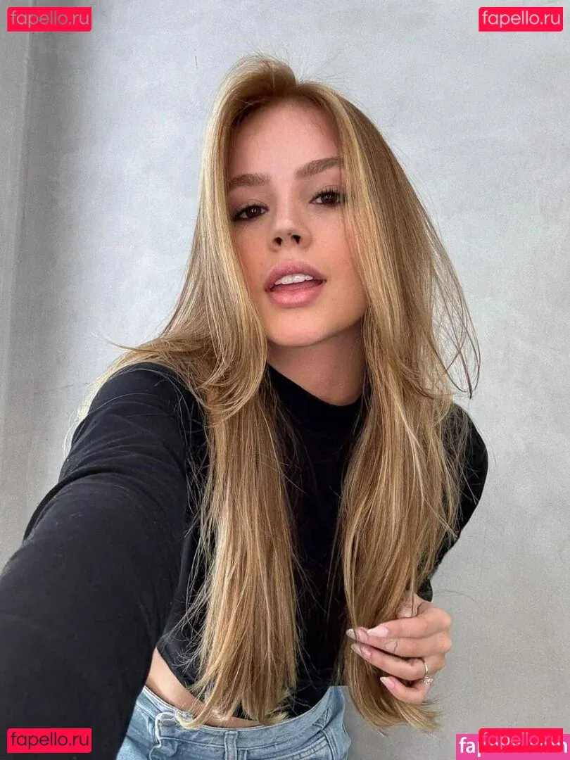 Bela Fernandes Onlyfans Photo Gallery 