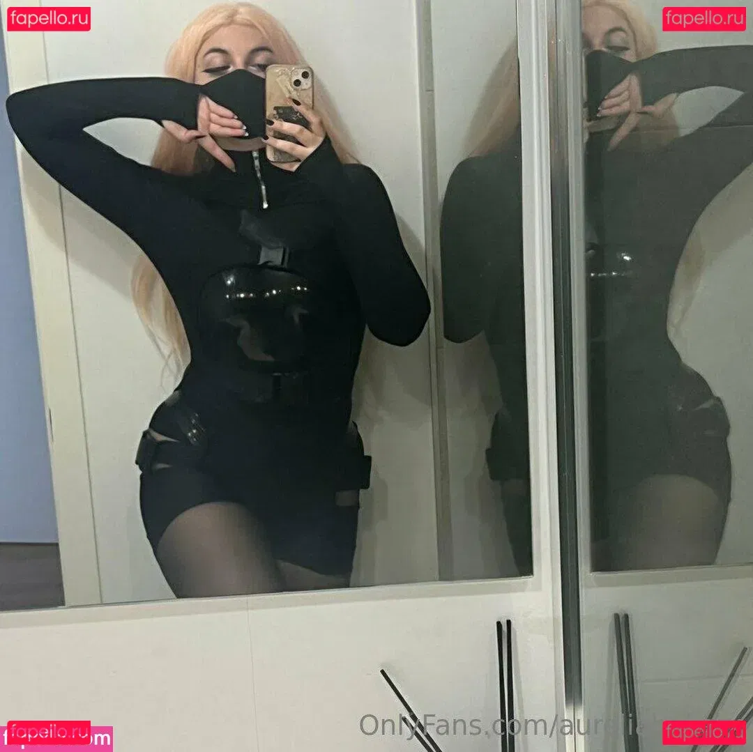 Aurelia Baker Onlyfans Photo Gallery 