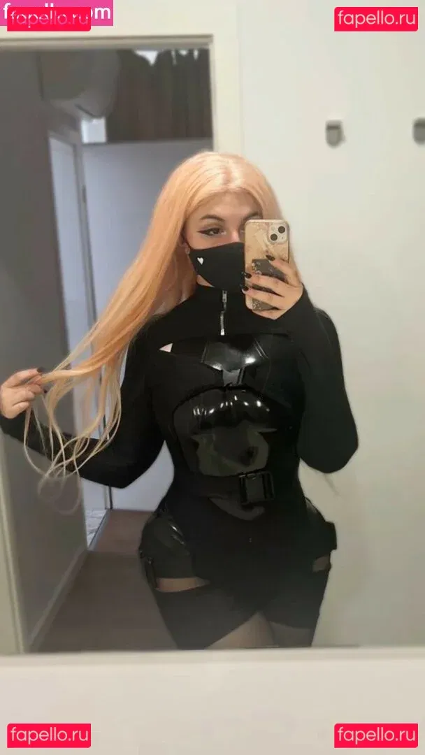 Aurelia Baker Onlyfans Photo Gallery 