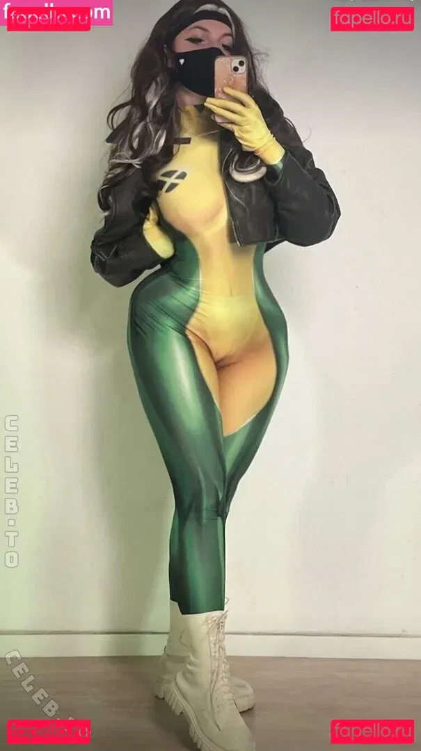 Aurelia Baker Onlyfans Photo Gallery 