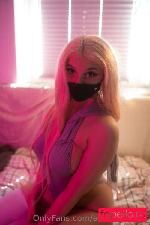 Aurelia Baker Onlyfans Photo Gallery 