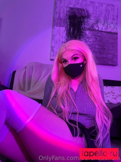 Aurelia Baker Onlyfans Photo Gallery 