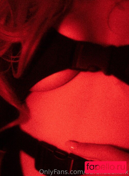 Aurelia Baker Onlyfans Photo Gallery 