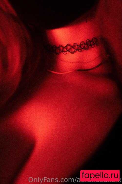 Aurelia Baker Onlyfans Photo Gallery 