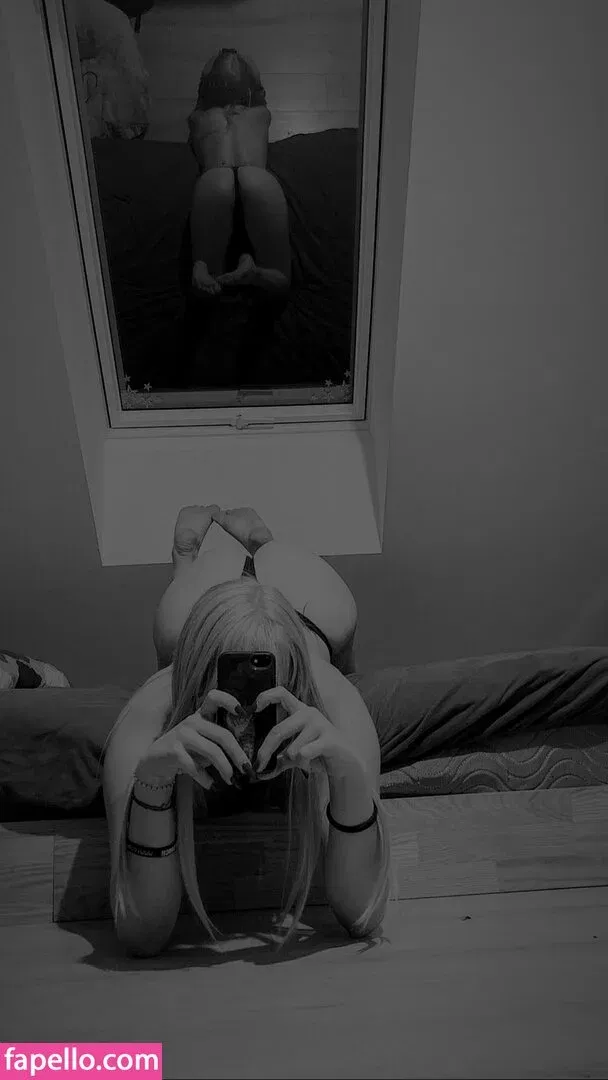 deathene Onlyfans Photo Gallery 