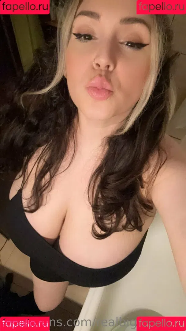 realbigjasmine Onlyfans Photo Gallery 