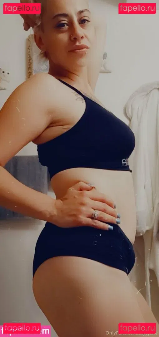 alyyjane Onlyfans Photo Gallery 