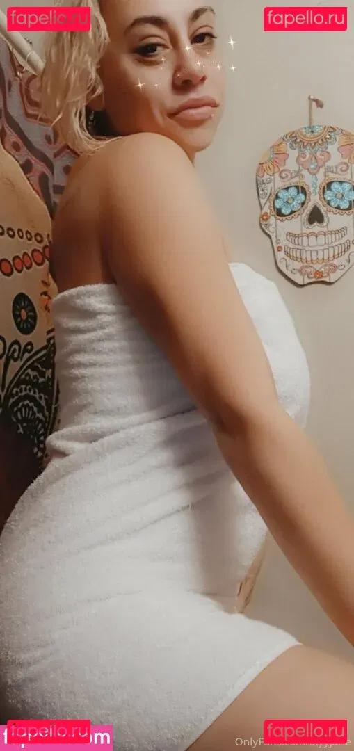 alyyjane Onlyfans Photo Gallery 