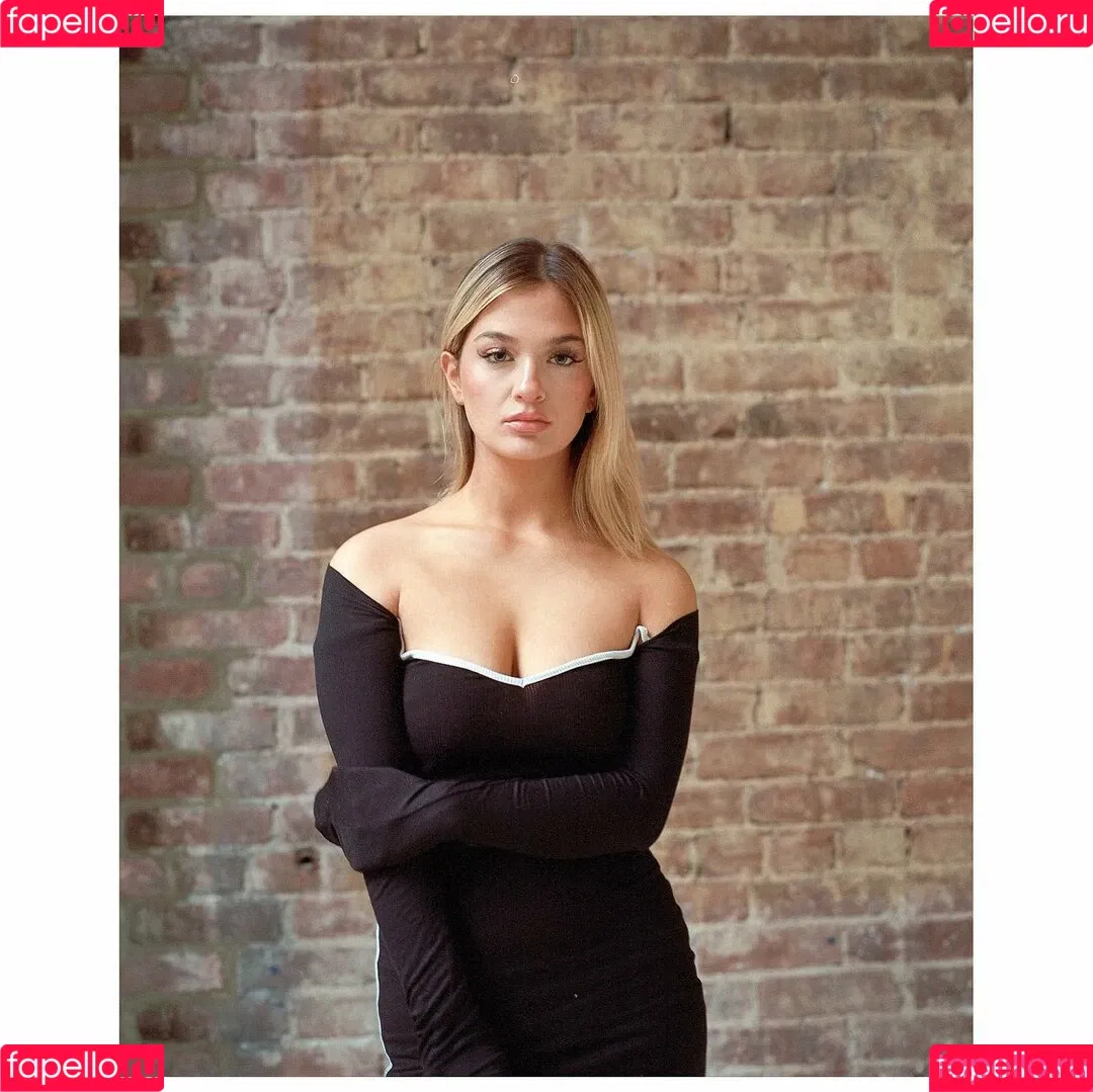 Claudia Conway Onlyfans Photo Gallery 