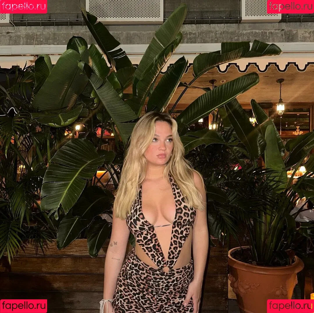 Claudia Conway Onlyfans Photo Gallery 