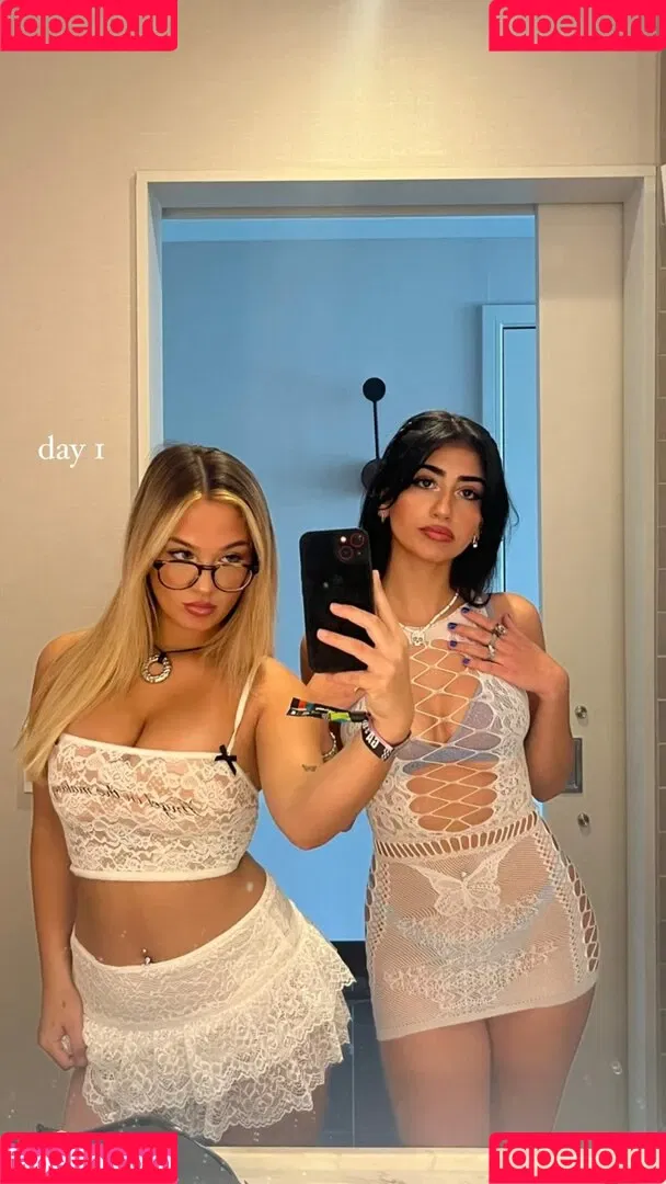 Claudia Conway Onlyfans Photo Gallery 