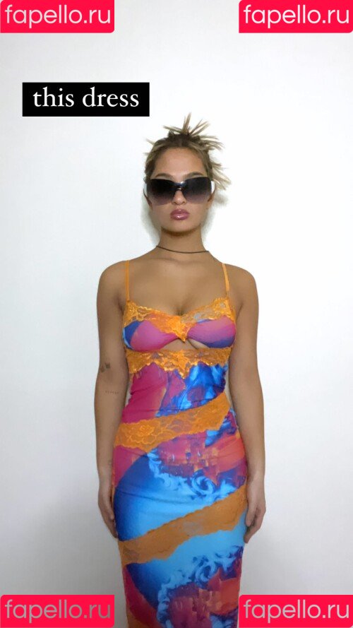 Claudia Conway Onlyfans Photo Gallery 