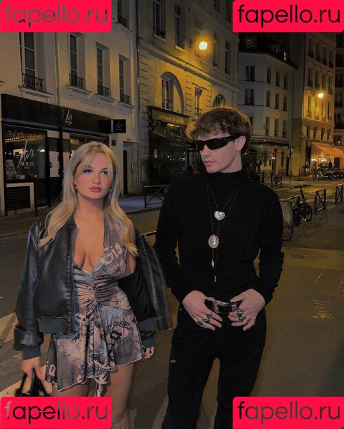 Claudia Conway Onlyfans Photo Gallery 