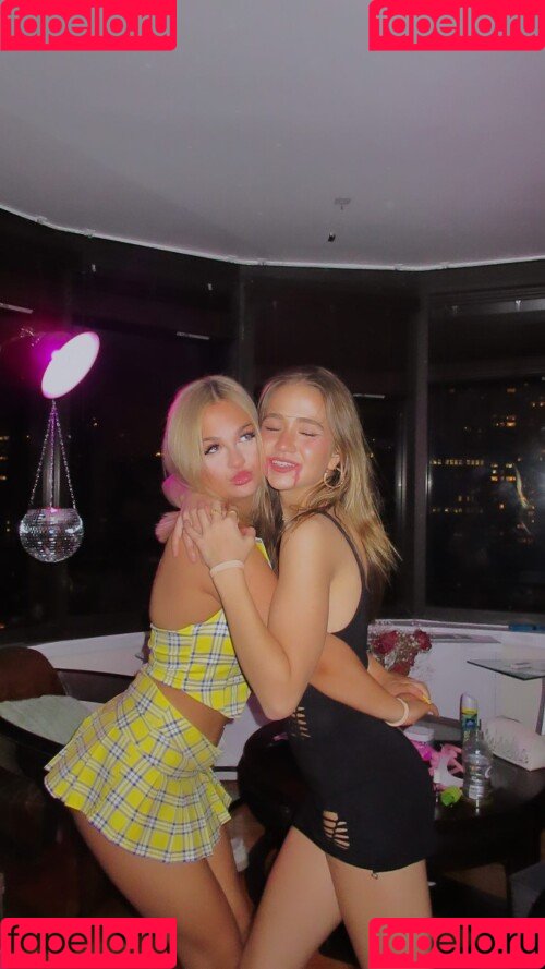 Claudia Conway Onlyfans Photo Gallery 