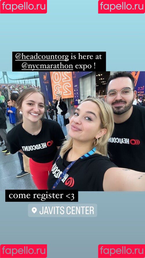 Claudia Conway Onlyfans Photo Gallery 