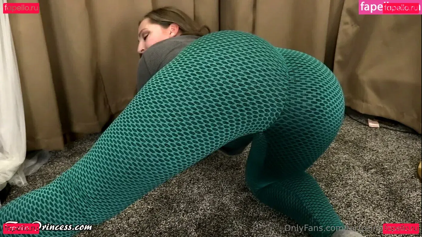 fartprincesskristi Onlyfans Photo Gallery 