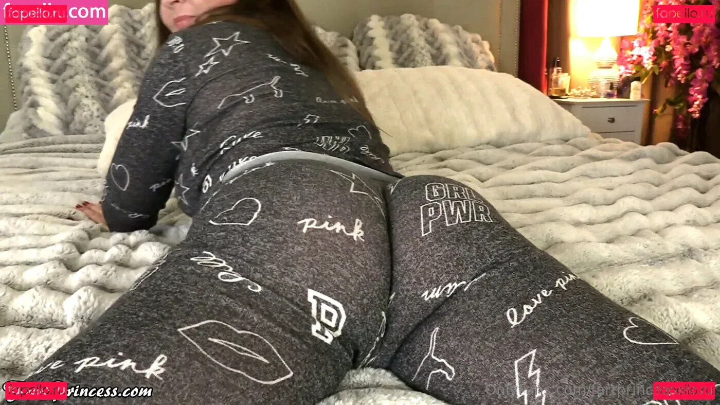 fartprincesskristi Onlyfans Photo Gallery 