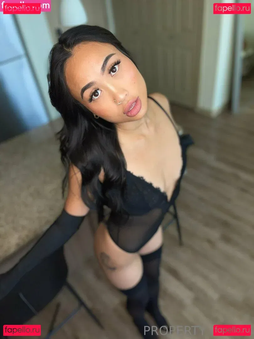 Queen Mai Onlyfans Photo Gallery 