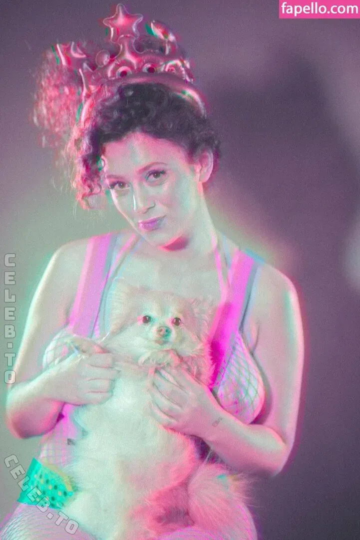 Leila Lowfire Onlyfans Photo Gallery 