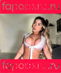 Jully Queiroz Onlyfans Photo Gallery 