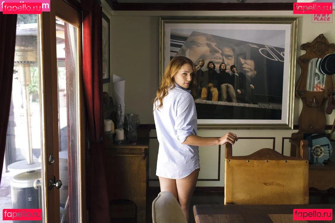 Amanda Righetti Onlyfans Photo Gallery 