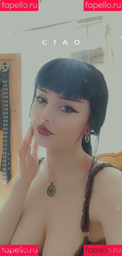 missdellavigne Onlyfans Photo Gallery 