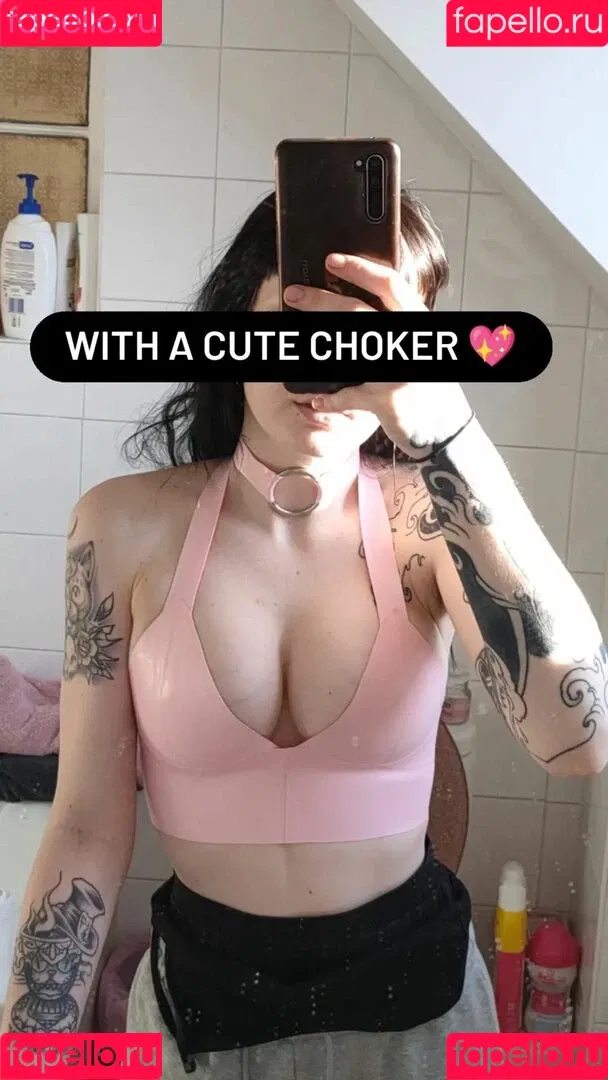 missdellavigne Onlyfans Photo Gallery 