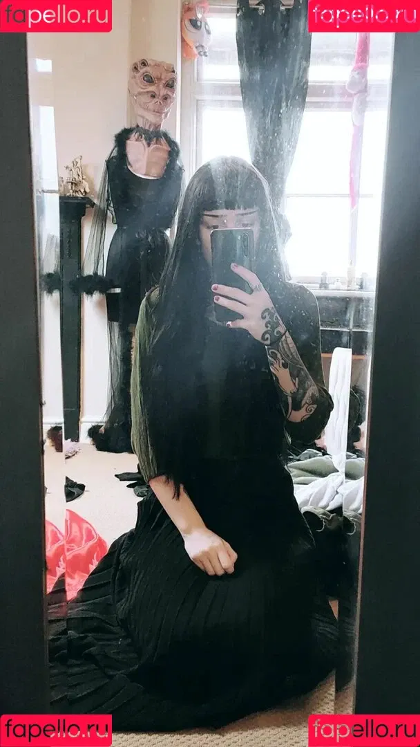 missdellavigne Onlyfans Photo Gallery 