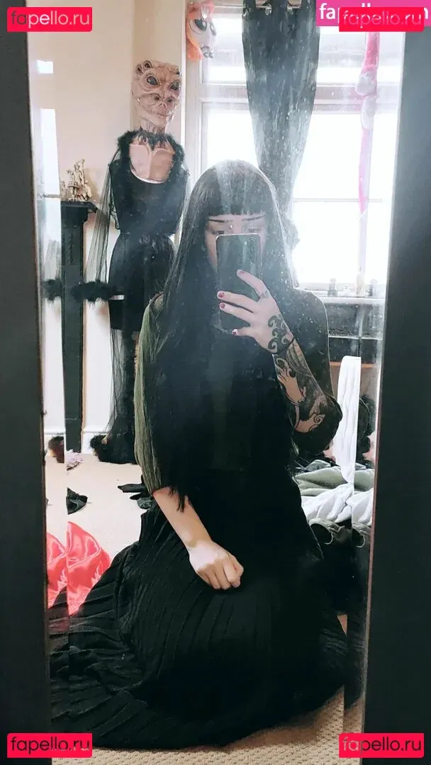 missdellavigne Onlyfans Photo Gallery 