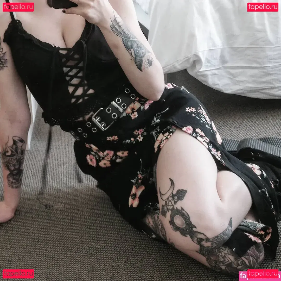 missdellavigne Onlyfans Photo Gallery 