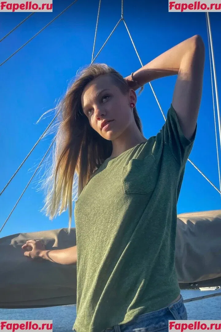 Brawniebee Onlyfans Photo Gallery 