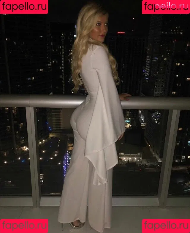 Hannah Sharpe Onlyfans Photo Gallery 