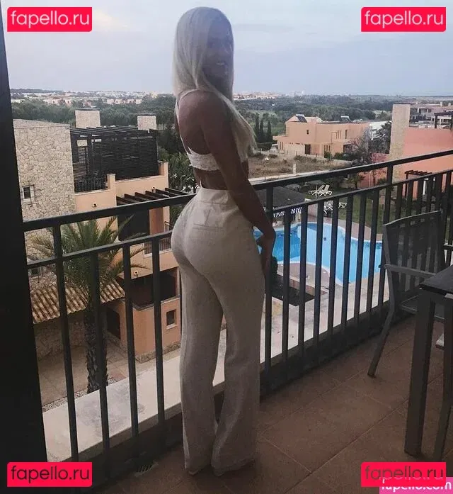 Hannah Sharpe Onlyfans Photo Gallery 