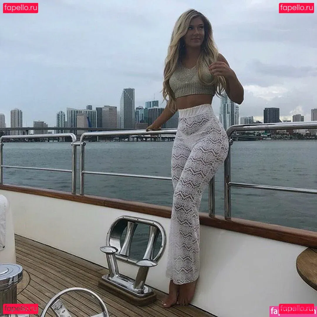 Hannah Sharpe Onlyfans Photo Gallery 