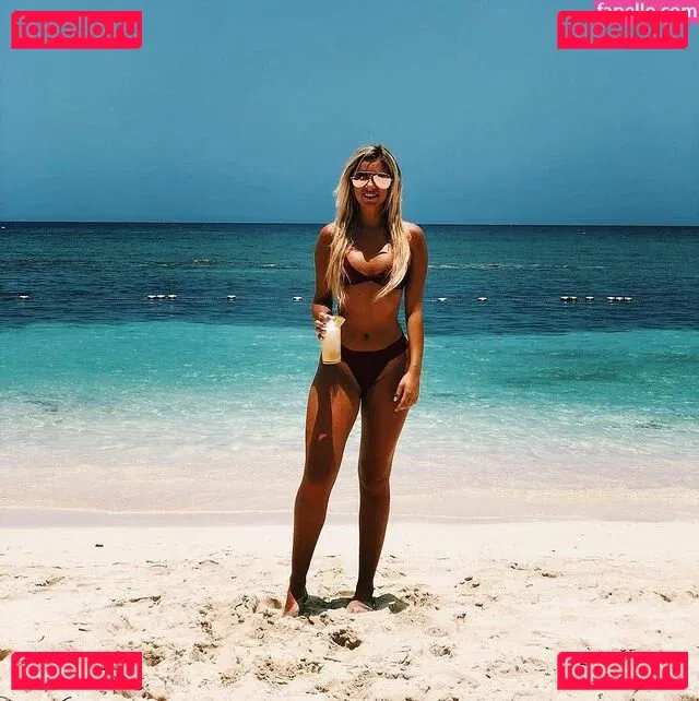 Hannah Sharpe Onlyfans Photo Gallery 