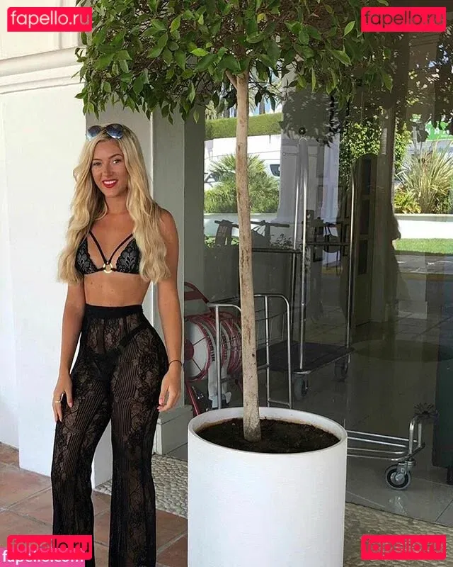 Hannah Sharpe Onlyfans Photo Gallery 