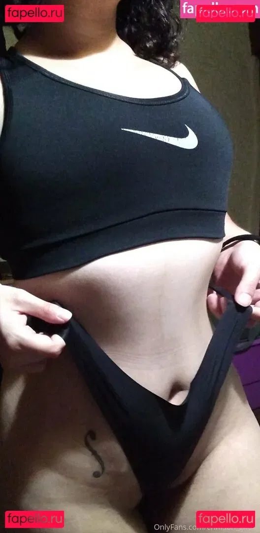 crimson_ghoul Onlyfans Photo Gallery 